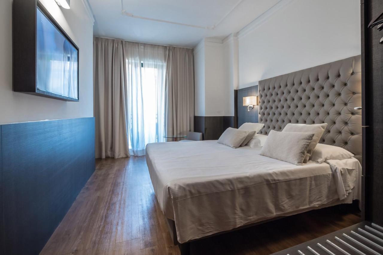Hotel Mythos Мілан Екстер'єр фото